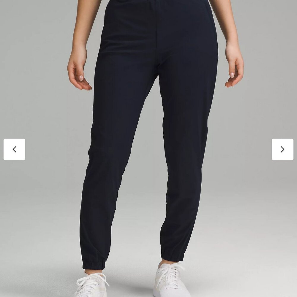 Lululemon Adapted State Training Jogger in Navy, Size 4